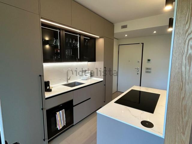 Appartamento in affitto di 75 m² in Via Ugo Foscolo