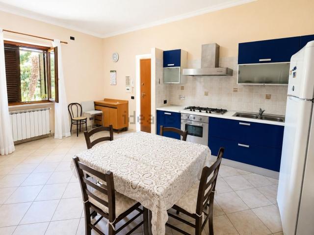 Appartamento in affitto di 75 m² in Via Uolchefit