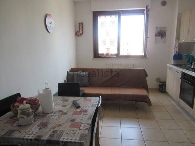 Appartamento in affitto di 75 m² in Via Vittorio de Sica