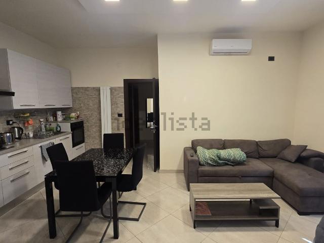 Appartamento in affitto di 75 m² in Via Vomano, 6