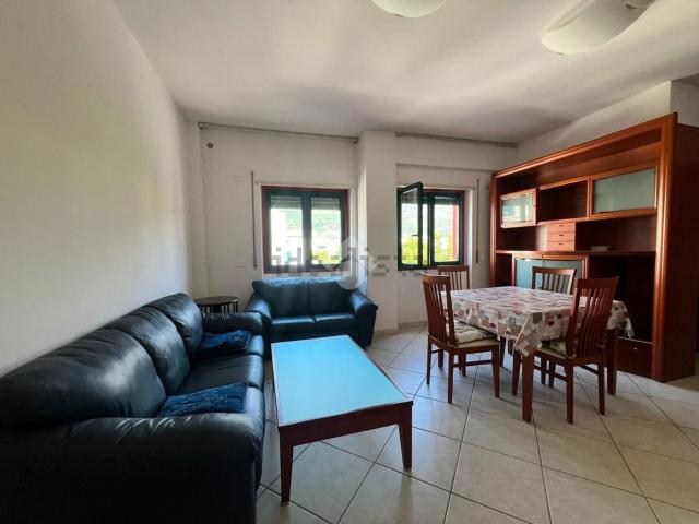 Appartamento in affitto di 75 m² in Via Volturno, 102