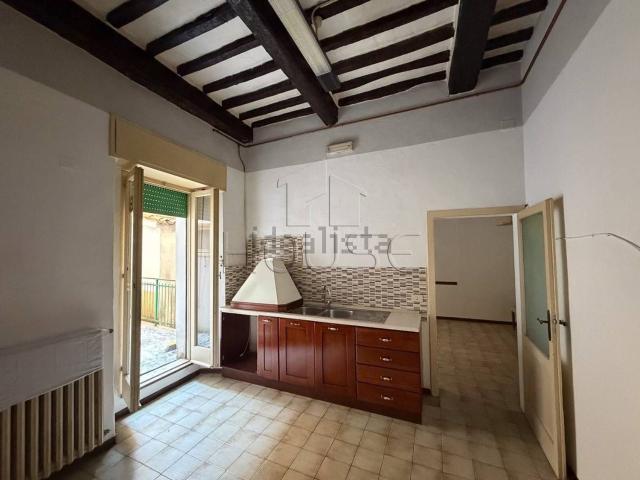 Appartamento in affitto di 75 m² in Via XI Settembre