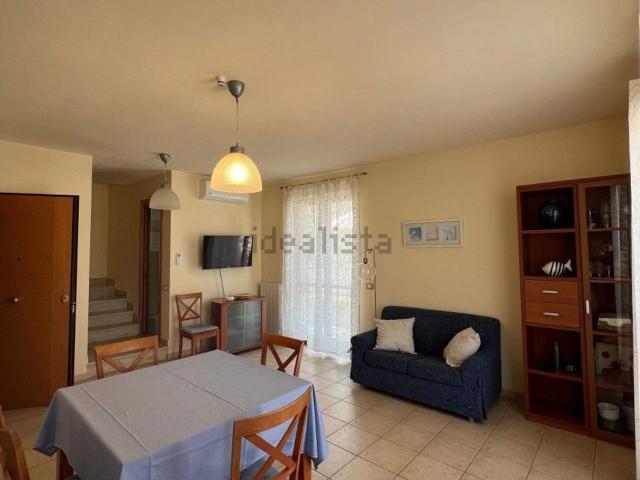 Appartamento in affitto di 75 m² in Via Adua