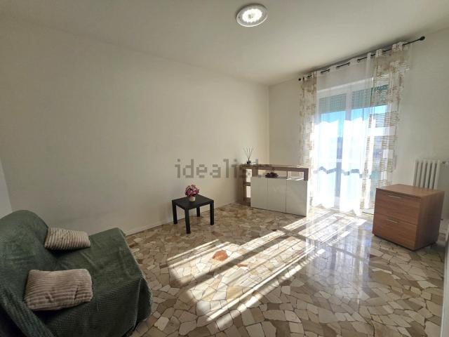 Appartamento in affitto di 75 m² in Via Amedeo D&apos Aosta, 29