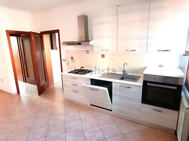 Appartamento in affitto di 75 m² in Via Angeli, 56