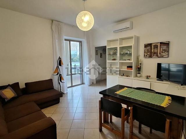 Appartamento in affitto di 75 m² in Via Aprilia, 13