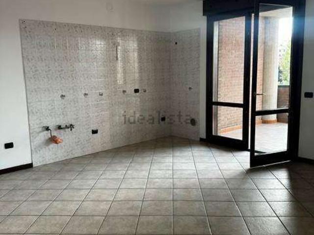 Appartamento in affitto di 75 m² in Via Athos Jori