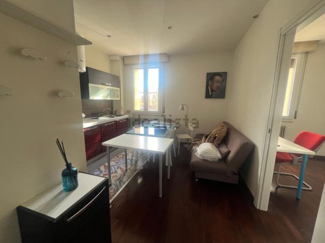 Appartamento in affitto di 75 m² in Via Azzo Gardino
