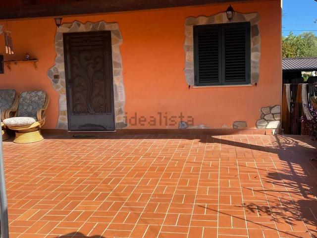 Appartamento in affitto di 75 m² in Via B. Telesio, 38