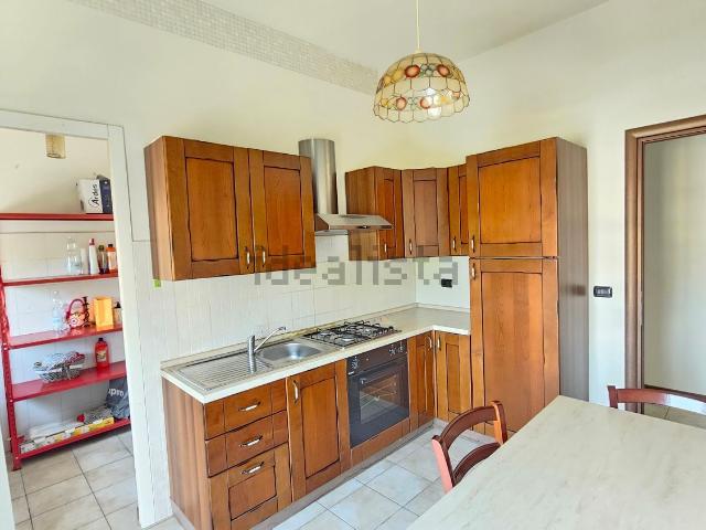 Appartamento in affitto di 75 m² in Via Candido Poggio, 40
