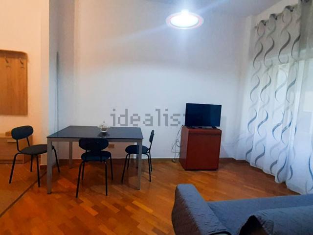 Appartamento in affitto di 75 m² in Via Ciane