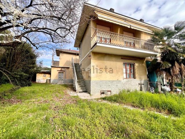 Appartamento in affitto di 75 m² in Via Dejeronimis, 6