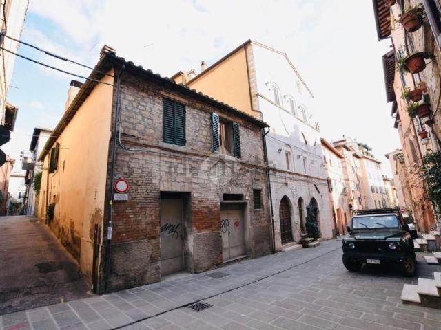 Appartamento in affitto di 75 m² in Via del Canerino, 40