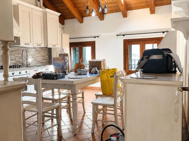 Appartamento in affitto di 75 m² in Via Duomo, 10