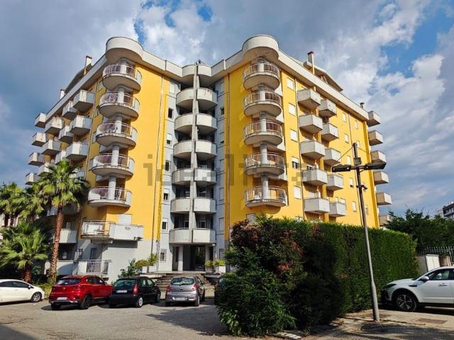 Appartamento in affitto di 75 m² in Via E. Maiorana, 6