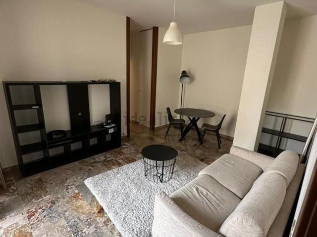 Appartamento in affitto di 75 m² in Via Egadi