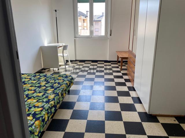 Appartamento in affitto di 75 m² in Via Edolo, 42