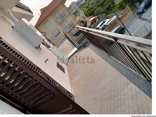 Appartamento in affitto di 75 m² in Via F. Cucinotti, 2