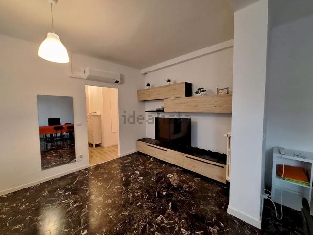 Appartamento in affitto di 75 m² in Via Firenze, 7