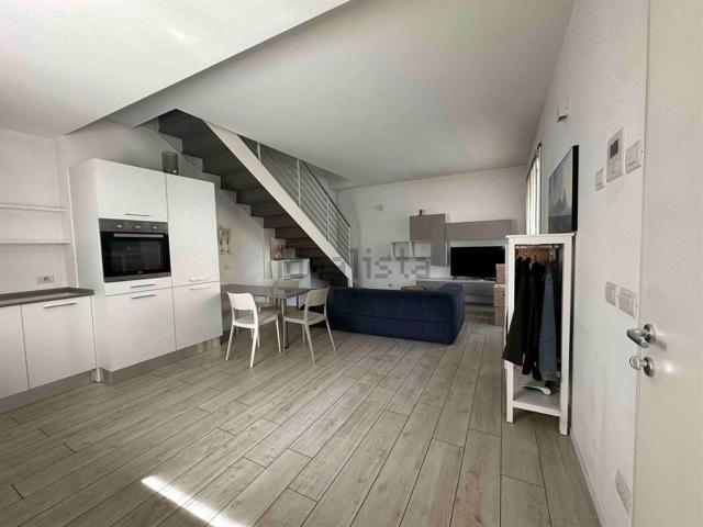Appartamento in affitto di 75 m² in Via Francesco Cetti