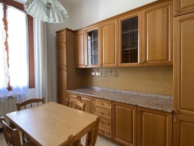 Appartamento in affitto di 75 m² in Via Francesco Brioschi