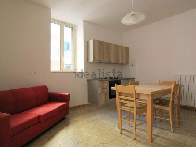 Appartamento in affitto di 75 m² in Via Giovanni Pascoli, 2