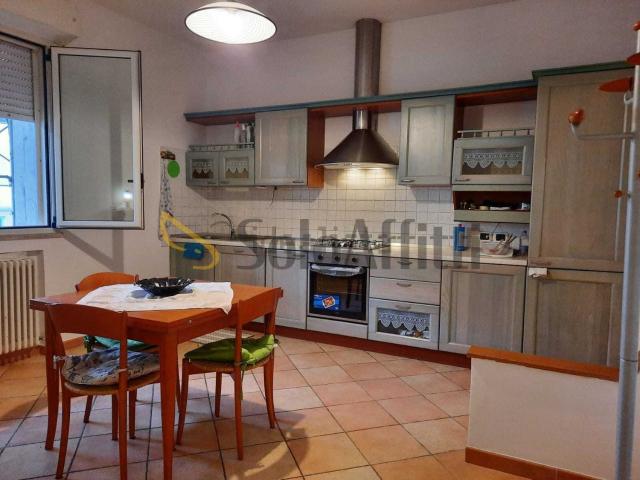 Appartamento in affitto di 75 m² in Via Giovanni Pascoli