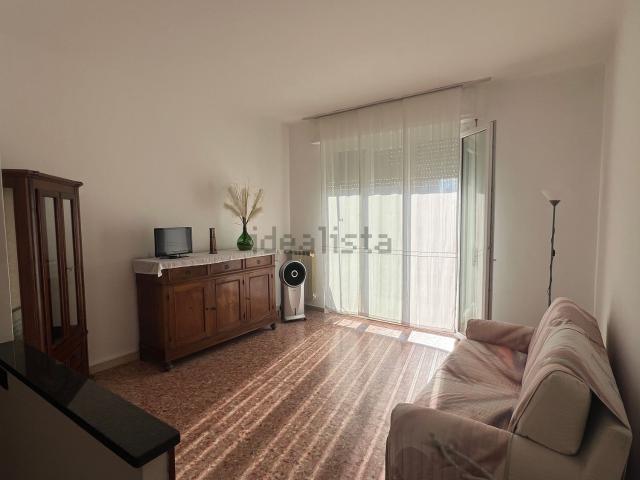 Appartamento in affitto di 75 m² in Via Ippolito Nievo, 17