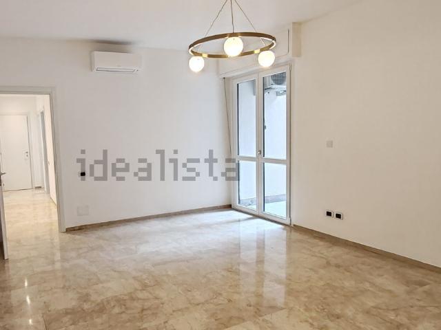 Appartamento in affitto di 75 m² in Via Lorenteggio, 35