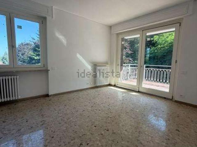 Appartamento in affitto di 75 m² in Via Montello, 32