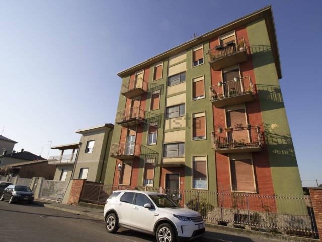 Appartamento in affitto di 75 m² in Via N. Sauro, 21