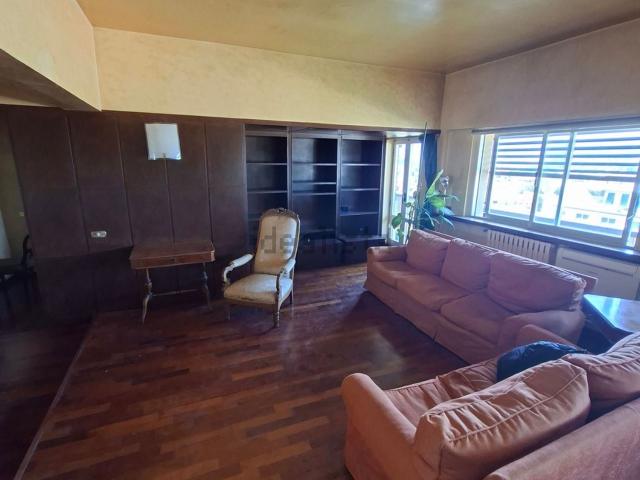 Appartamento in affitto di 75 m² in Via Niccolò Aretino, 21
