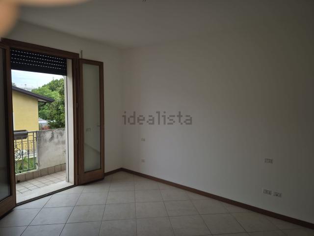 Appartamento in affitto di 75 m² in Via P.Veronese, 1