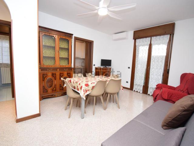 Appartamento in affitto di 75 m² in Via Patrioti