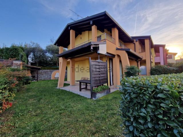 Appartamento in affitto di 75 m² in Via Rio D&apos Avigo