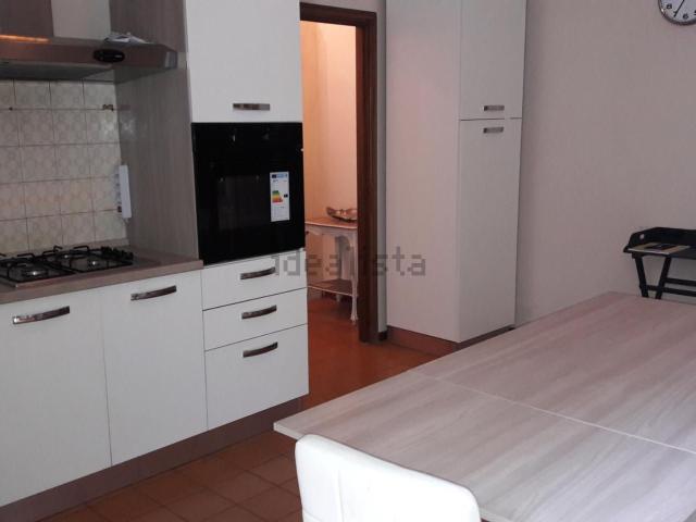 Appartamento in affitto di 75 m² in Via Roma