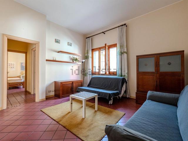 Appartamento in affitto di 75 m² in Via Rocca D&apos Api, 9