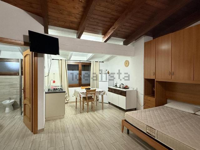 Appartamento in affitto di 40 m² in Via Scarzella