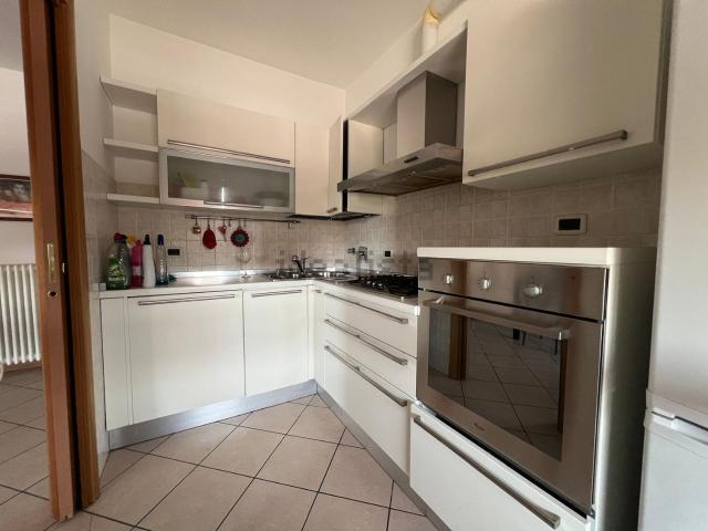 Appartamento in affitto di 75 m² in Viale Aldo Moro, 7