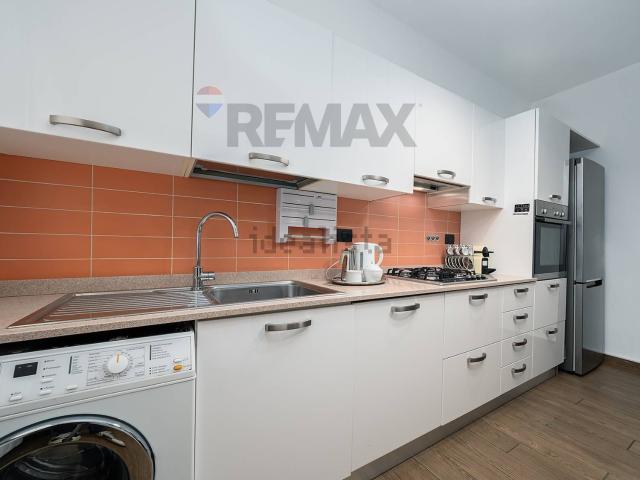 Appartamento in affitto di 75 m² in Viale Sempione, 19