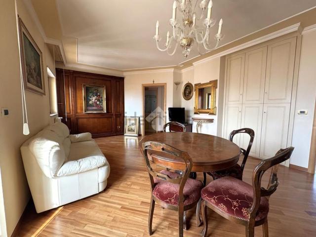 Appartamento in affitto di 76 m² in Vico III Modugno, 30