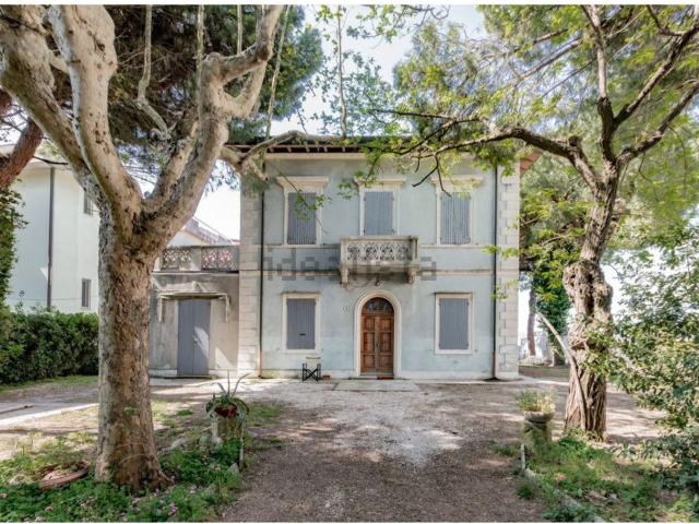 Appartamento in affitto di 76 m² in Viale Giosuè Carducci, 6