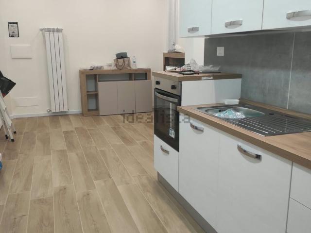 Appartamento in affitto di 78 m² in Via Amico Bignami