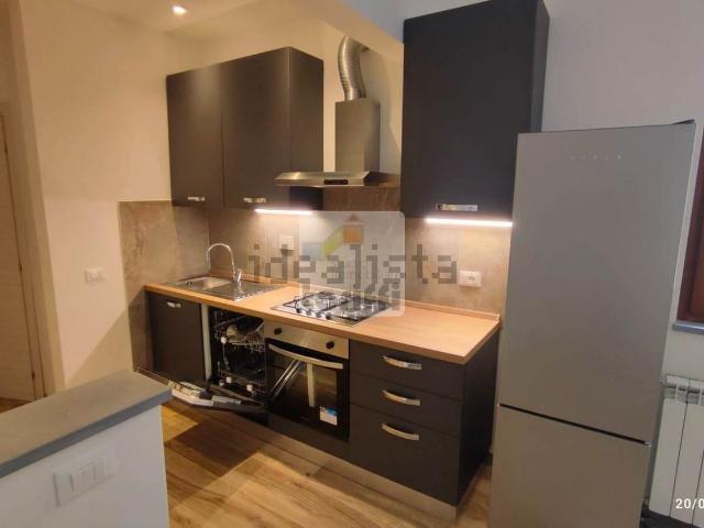 Appartamento in affitto di 78 m² in Via Benedetto Cairoli