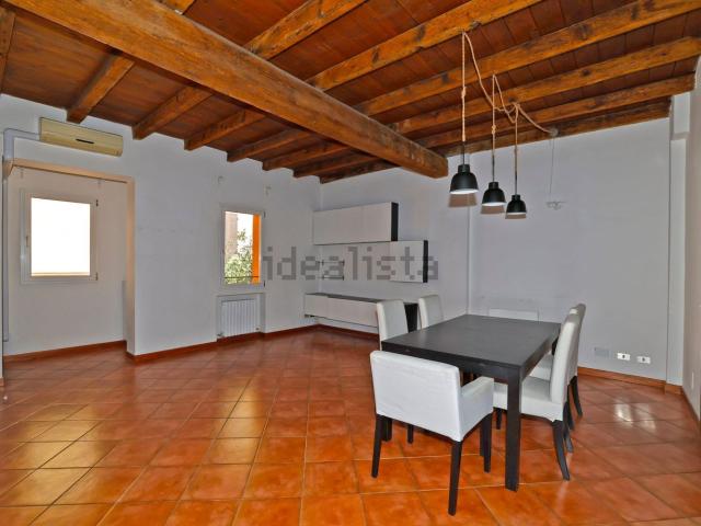 Appartamento in affitto di 78 m² in Via Capo di Lucca