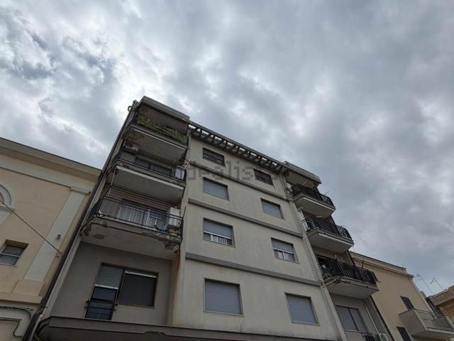 Appartamento in affitto di 78 m² in Via delle Mura
