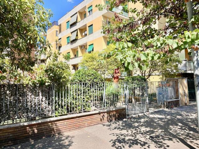 Appartamento in affitto di 78 m² in Via Ferdinando Acton, 7