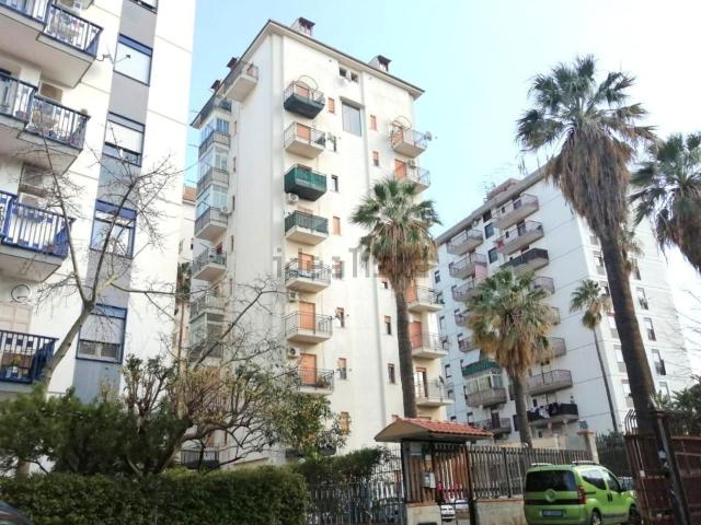 Appartamento in affitto di 78 m² in Via Saverio Latteri, 10