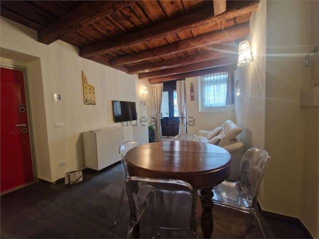 Appartamento in affitto di 78 m² in Via Enrico de Nicolis