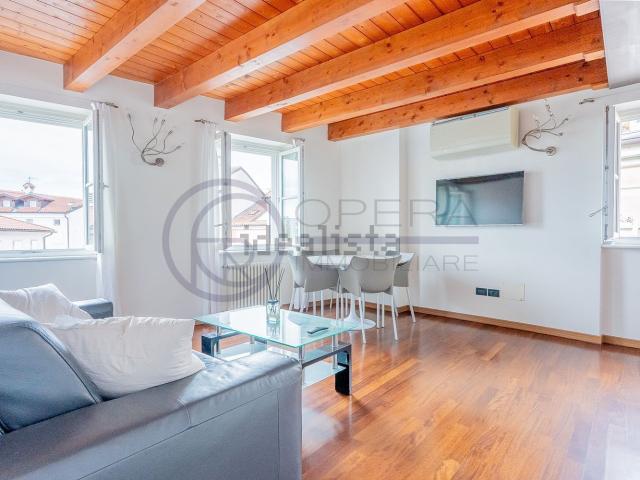 Appartamento in affitto di 79 m² in Via delle Mura, 24